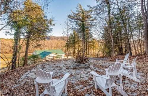 Bostic House | Cozy Country Home in Lovely Rural setting