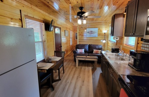 Lucas House | Cozy Cove. A cozy one bedroom tiny home.