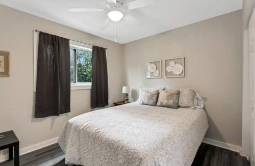 Collier Heights House | Cozy Cumberland ATL Home w Hot Tub