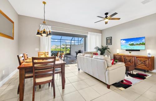 Davenport House | Cozy Disney Themed Townhouse 4BR Private Pool at Festival Resort