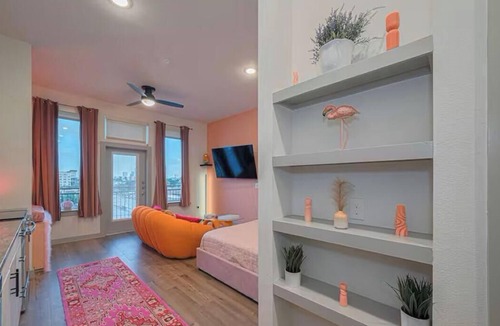 Washington Ave./ Memorial Park Apartment | Cozy Dreamy Pink Rodeo Getaway On Washington