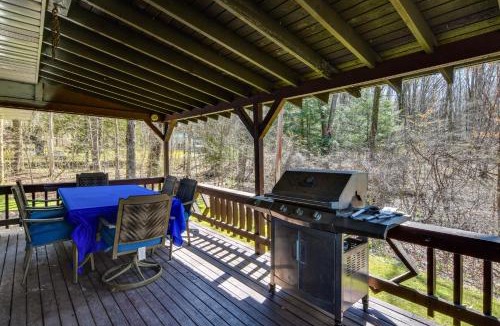 DuBois House | Cozy DuBois Home with Deck about 8 Mi to Treasure Lake!