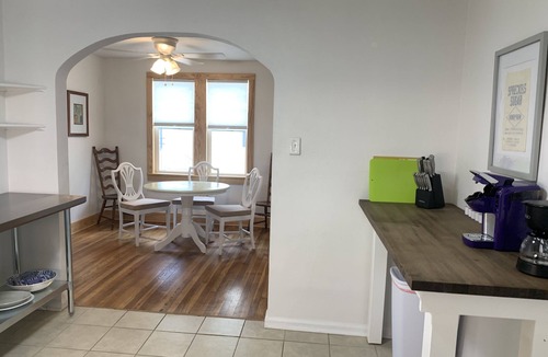 Cheyenne House | Cozy Dwelling Three blocks from UMC and Downtown