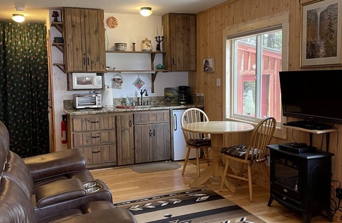 Island Park Cabin | Cozy Guest Cabin by Henry's Lake & Near Yellowstone