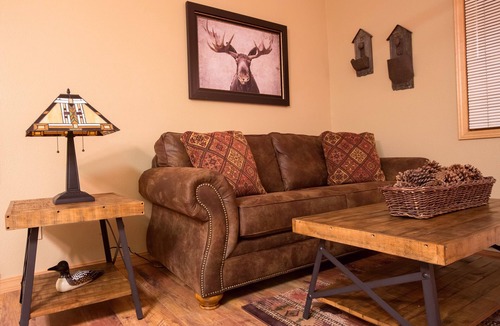 Cody Cabin | Cozy Guest House on the Road to Yellowstone!