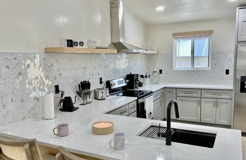 Camden House | Cozy Home Minutes From Downtown