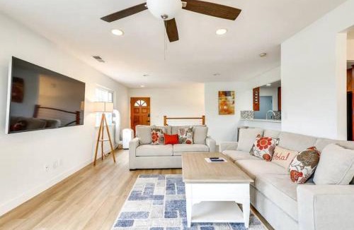 Solana Beach House | Cozy Home near Beach and Racetrack