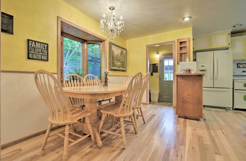 Salmon House | Cozy Home w/Hot Tub: Half Mi to Salmon River!