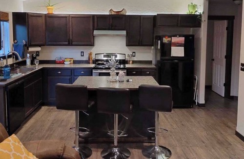 Spirit Lake House | Cozy House minutes from the water, close to Silverwood Theme Park.nn