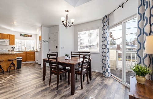 Southeast Boise House | Cozy House Near Boise State University, Downtown and Boise River Greenbelt.