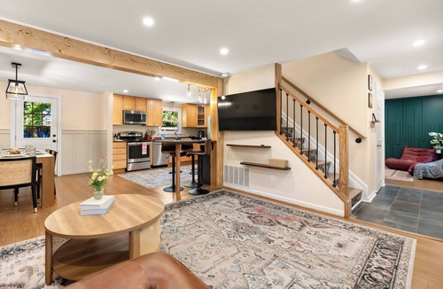 Charlotte House | Cozy House with King Beds + Huge Private Backyard
