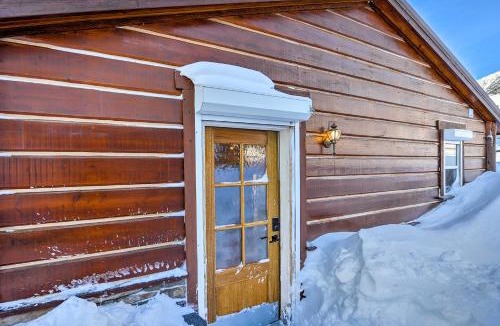 Island Park House | Cozy Island Park Cabin, 20 Mi to Yellowstone!
