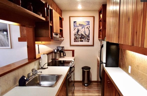 Moose Wilson Road Condo | Cozy Jackson Hole condo, mountain views- sleeps 7