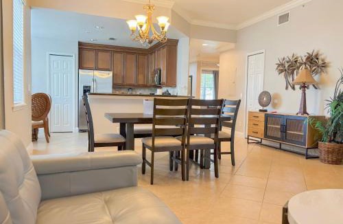 Reunion Apartment | Cozy Large 3 bedroom Condo in Reunion Resort