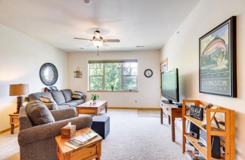 Livingston House | Cozy Livingston Condo w/Balcony & Mtn View!