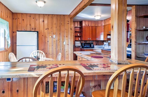 New Meadows House | Cozy McCall Area Home w/360 Degree Mountain Views