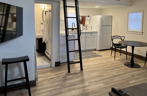Franklin to the Fort House | Cozy Midtown Tiny Home