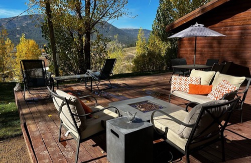 Garden Valley Cabin | Cozy Mountain Cabin on 87 Acres. You own Private Idaho. Hiking, View