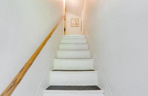 Norwalk Apartment | Cozy Norwalk Apt Near Cedar Point and Kalahari!