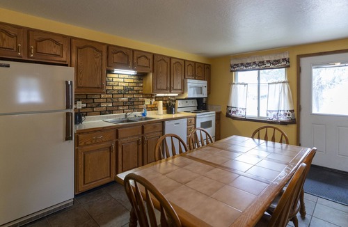 West Yellowstone Condo | Cozy Place To Enjoy After A Day In The Park