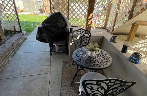 Landover Apartment | Cozy private one bedroom basement apartment with private parking and entrance.