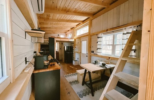 Mattawana House | COZY PSU Rustic Tiny Home and Fishing Retreat