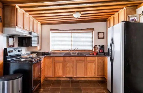 Voth House | Cozy ranch guest house on 300 acre Ranch, pets ok Big Thicket National Preserve
