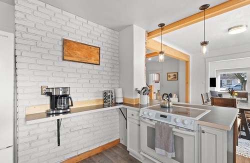 Rose Park House | Cozy Retreat on Blaine St. w/AC