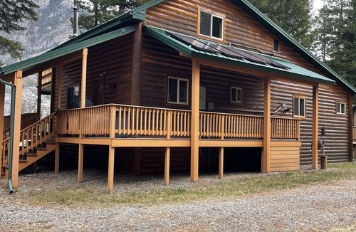 Thompson Falls House | Cozy, river front cabin in the woods just steps away from the Clark Fork.