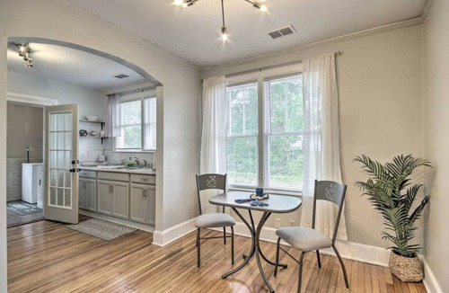 Rosewood House | Cozy Rosewood Bungalow near USC!
