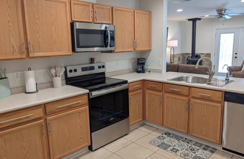 Seguin House | Cozy Seguin 3BR/Family & Travel friendly