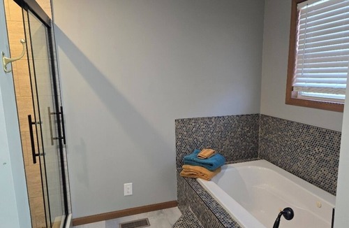 Lafayette House | Cozy & Spacious 4-bedroom house with large backyard w/private fence in Lafayette