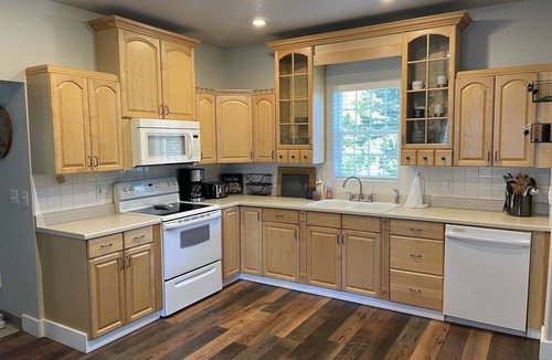 St. Maries House | Cozy St. Maries House with Private Dock on St. Joe River!