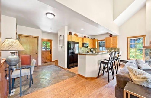 Tamarack Resort House | Cozy Townhome |Stunning Views, Ski-In/Ski-Out