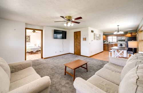 Hurricane House | Cozy West Virginia Home ~ 13 Mi to Kanawha River