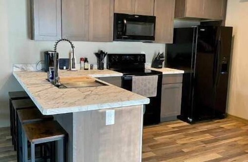 Gardiner Apartment | Cozy Wolf Lodge — Unit 3