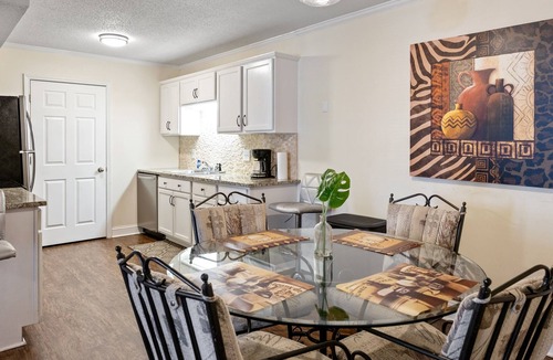Florence Condo | Cozy Work Friendly Condo in Florence