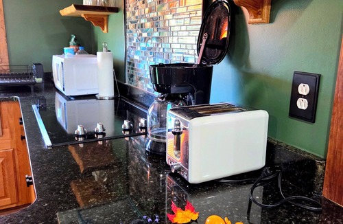 Beach Lake Cabin | 🐻CozyCubCabin@Beach Lake/Lake Wallenpaupack/Ski Resorts/Leaf Foilage