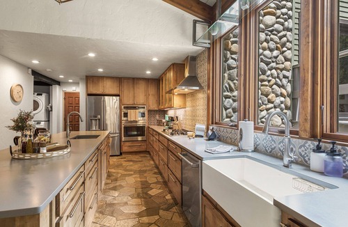 Blue River House | Creekside Chateau🌊Private Waterfall & Creek⛷Breck 🤑 $ZERO Cleaning & Pet Fees