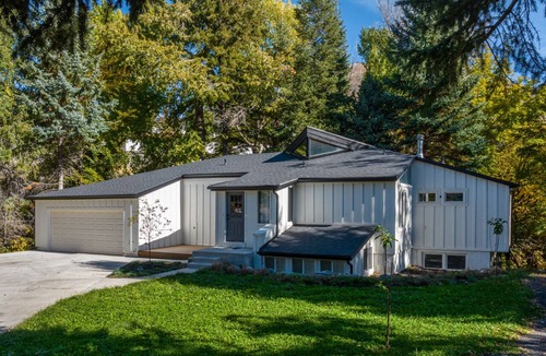 Mount Olympus House | Creekside Home with Hot Tub Near Ski Resorts