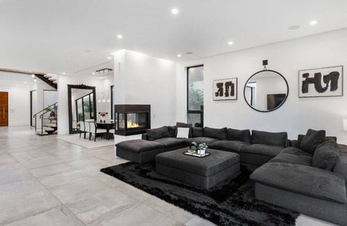 Melrose House | Crescent Modern - The Sophisticated "Solar House" of West Hollywood