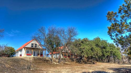 Rio Frio Cabin | Crider's On The Frio