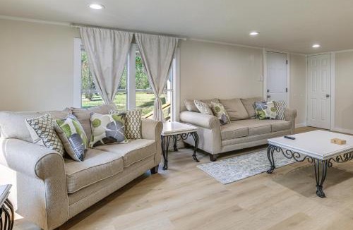 Crosby House | 'Crosby Huffman Hideaway' Serene Escape w/Yard