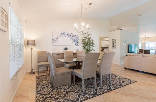 Crown Pointe House | Crown Pointe- Harrogate Ct.
