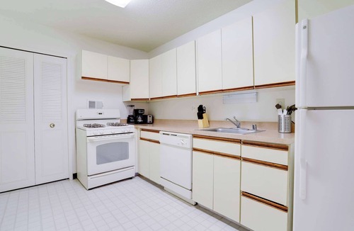 Crystal City Apartment | Crystal City Location | Minutes Metro