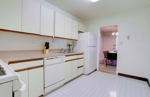 Crystal City Apartment | Crystal City Location | Minutes Metro