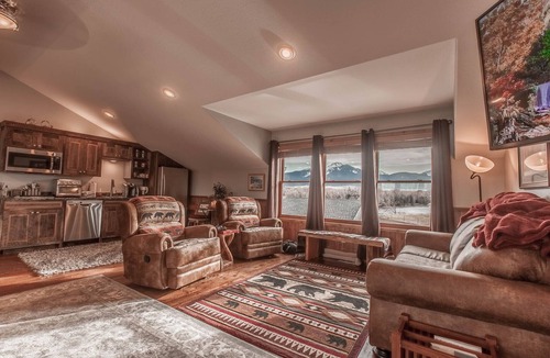 Livingston House | Cutbow Bend
