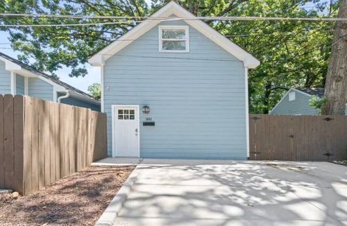 North Charlotte House | Cute 1 Bedroom | Close Popular NoDa