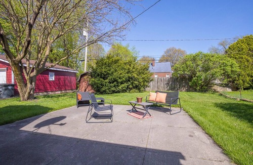 West Akron House | Cute 3Bdrm House | Laundry, Game Room, Backyard