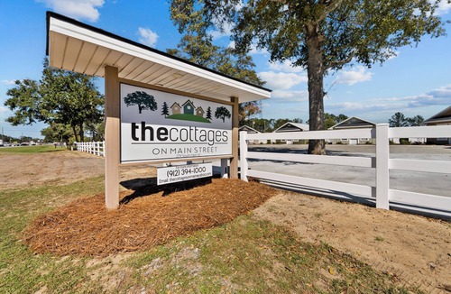 Reidsville Apartment | “Cypress” Cottage Reidsville Georgia